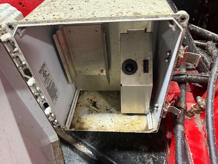 2017-nuhn-lagoon-crawler-image-35