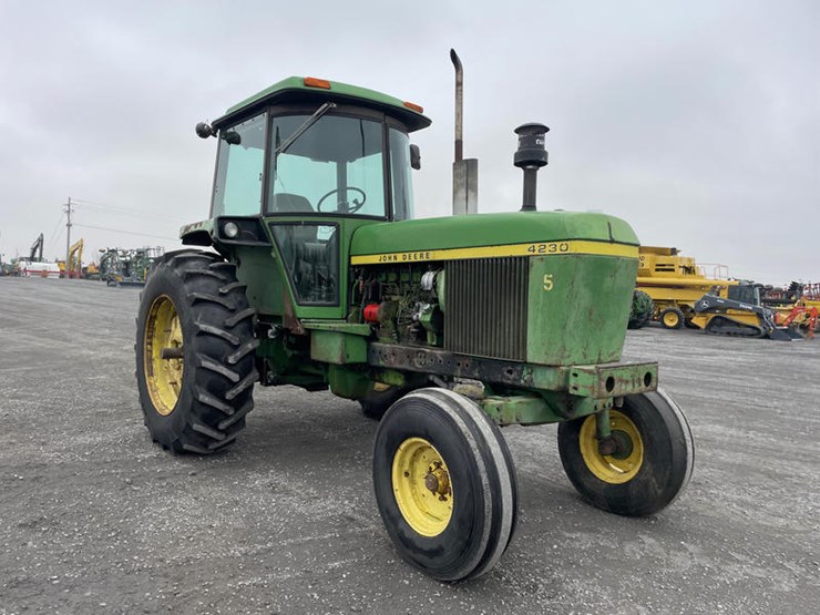 1977-john-deere-4230-image-1