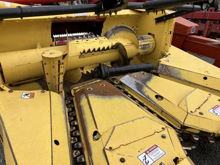 new-holland-900-image-6