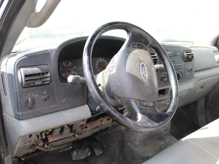 2006-ford-f450-image-9