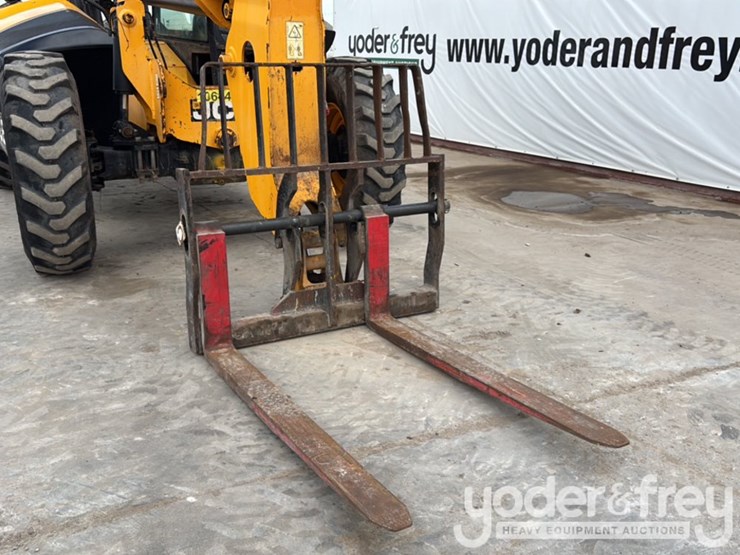 2017-jcb-509-42-image-15