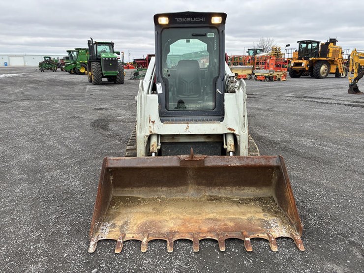 takeuchi-tl250-image-8