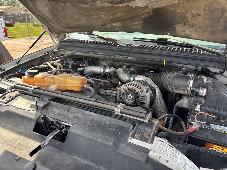 2000-ford-f450-image-17