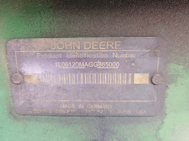 2016-john-deere-6120m-image-4
