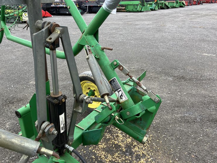 john-deere-702-image-6