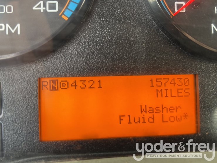 2015-international-4400-image-63