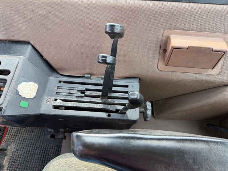 john-deere-2950-image-18