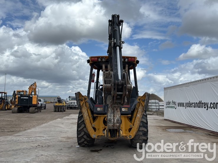 2020-deere-310l-image-4