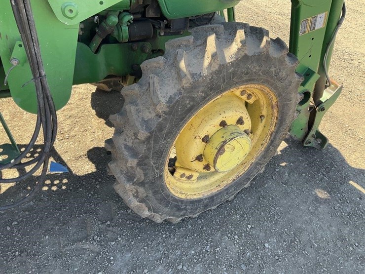 john-deere-5055e-image-16