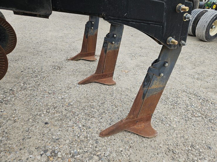 2010-great-plains-1300-image-8