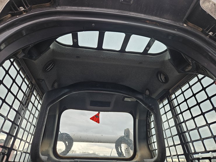 2020-bobcat-t770-image-8