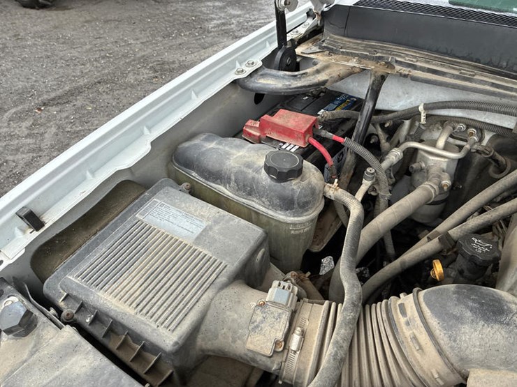 2011-gmc-sierra-1500-image-46