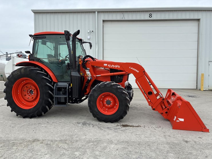 2024-kubota-m6-131-image-3