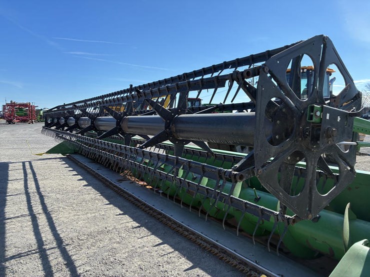 2004-john-deere-635f-image-4