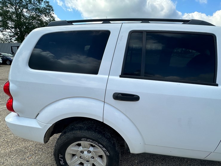 2009-dodge-durango-image-25