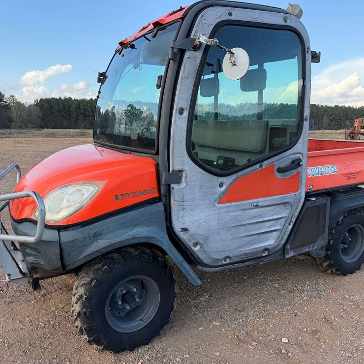 KUBOTA RTV1100