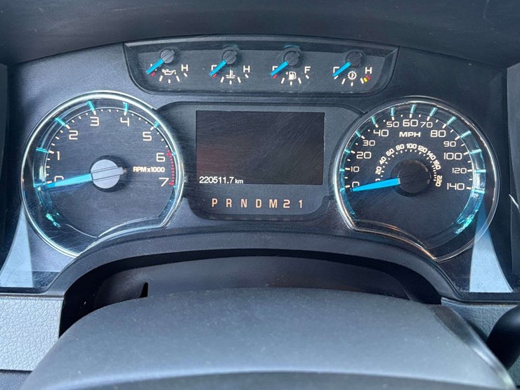 2014-ford-f150-xlt-image-17