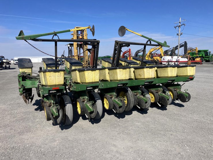 john-deere-7000-image-6