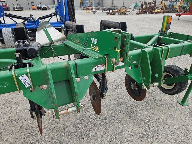 2010-great-plains-1300-image-2