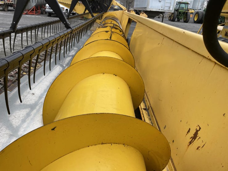 new-holland-973-image-8