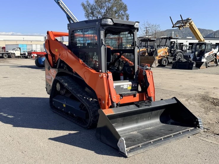 2024-kubota-svl75-3-image-2