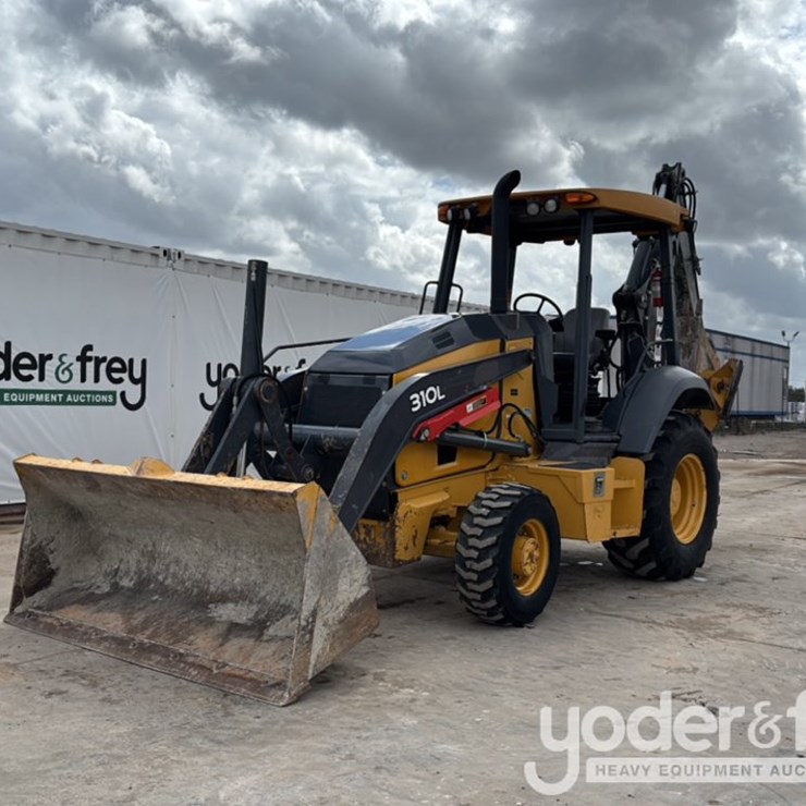 2020 DEERE 310L