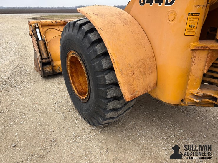 deere-644d-image-12