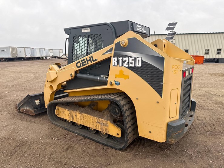 gehl-rt250-image-3