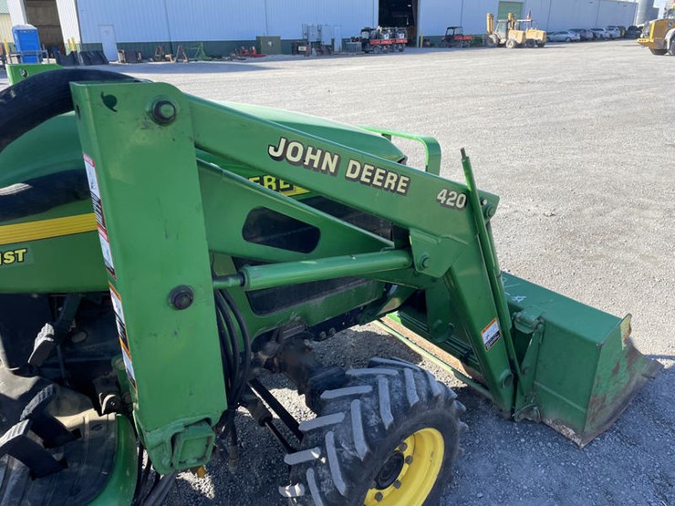 john-deere-4200-image-7