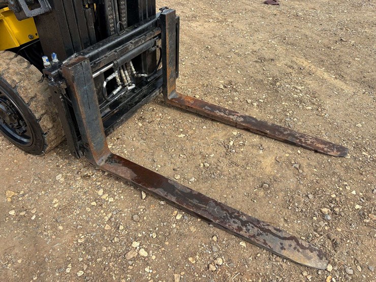 2005-komatsu-fg25st-14-image-8