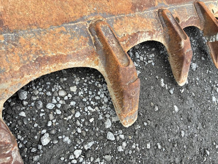 takeuchi-tl250-image-12