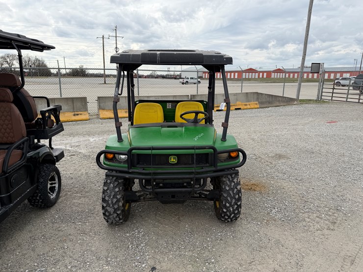 john-deere-gator-image-2
