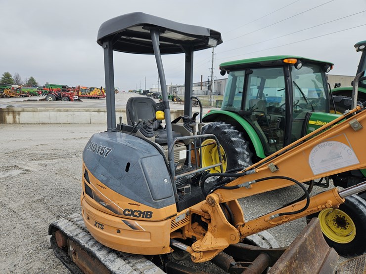 2012-case-cx31b-image-19