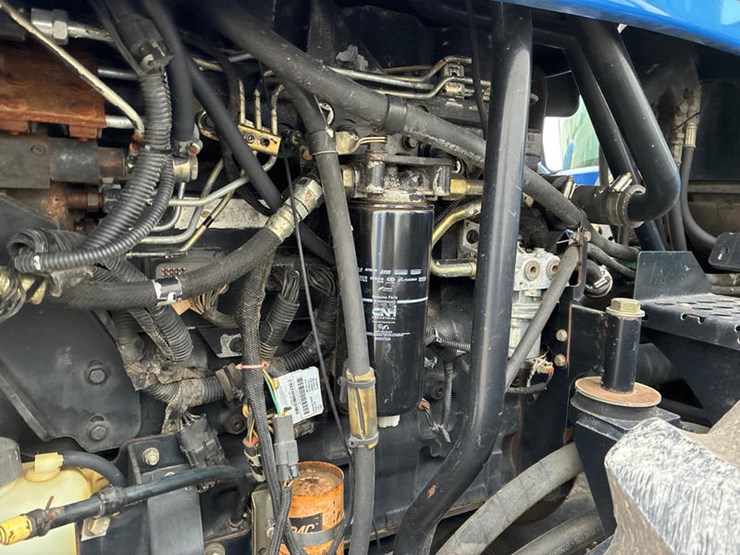 2002-new-holland-tj275-image-37