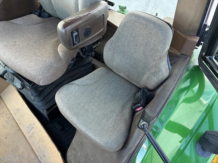 2006-john-deere-8430-image-67