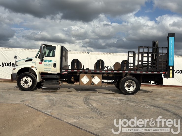 2015-international-4400-image-2