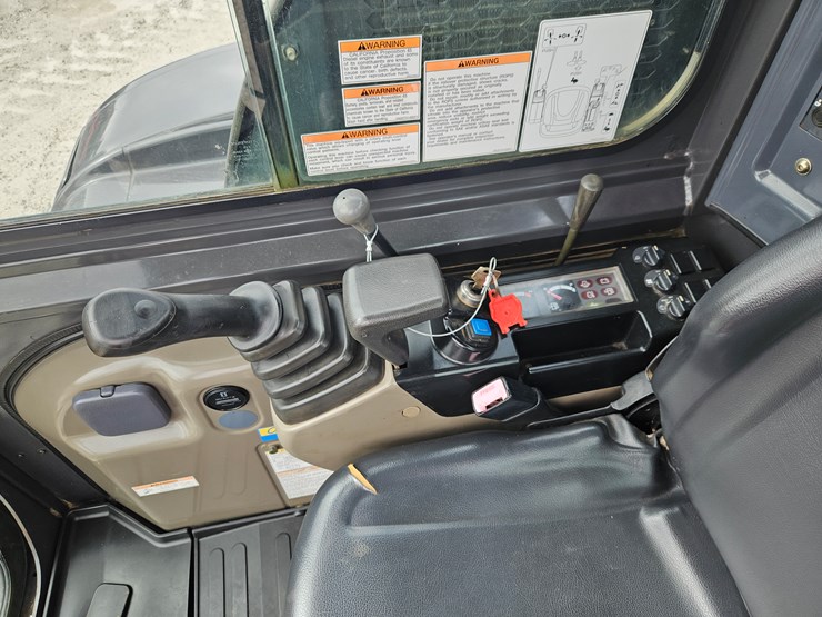 2008-case-cx50b-image-10