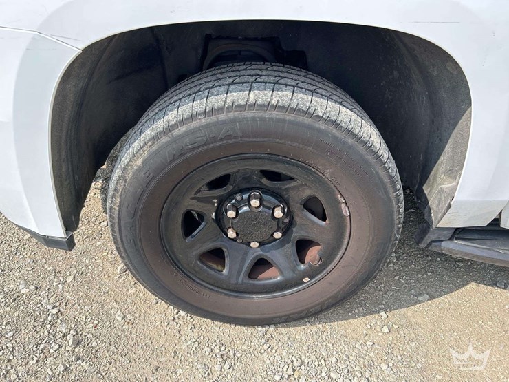 2020-chevrolet-tahoe-image-26