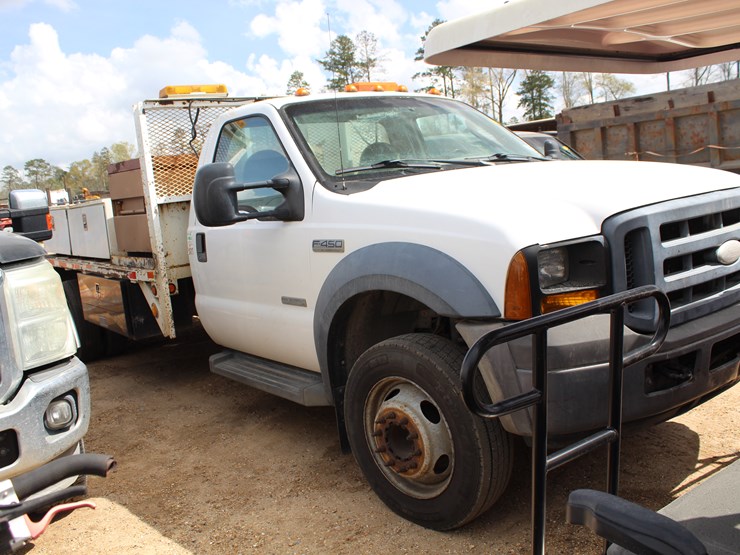 2006-ford-f450-image-2