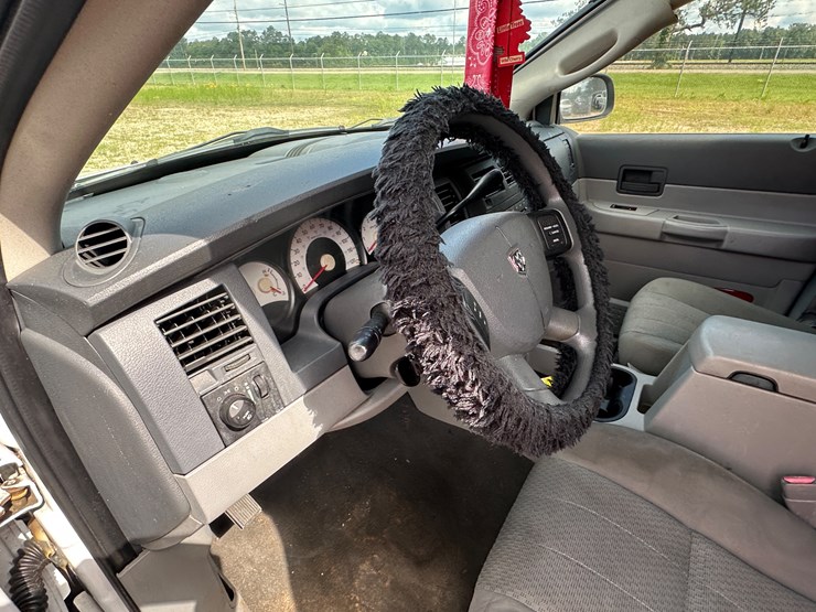 2009-dodge-durango-image-43