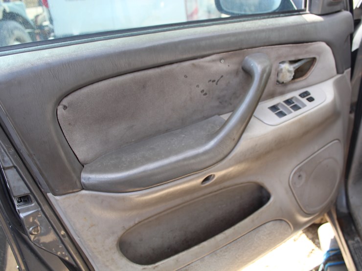 2005-toyota-tundra-image-10