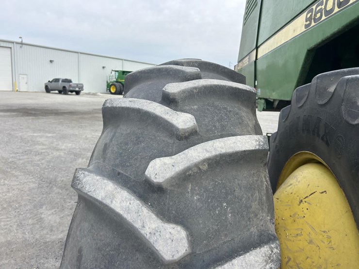 1994-john-deere-9600-image-22