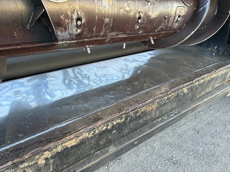 2010-mac-don-fd70-image-32