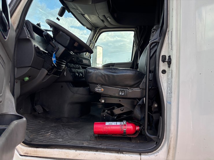 2018-international-lt-image-17