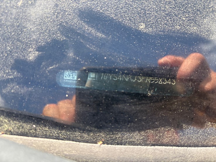 2015-cadillac-escalade-image-10