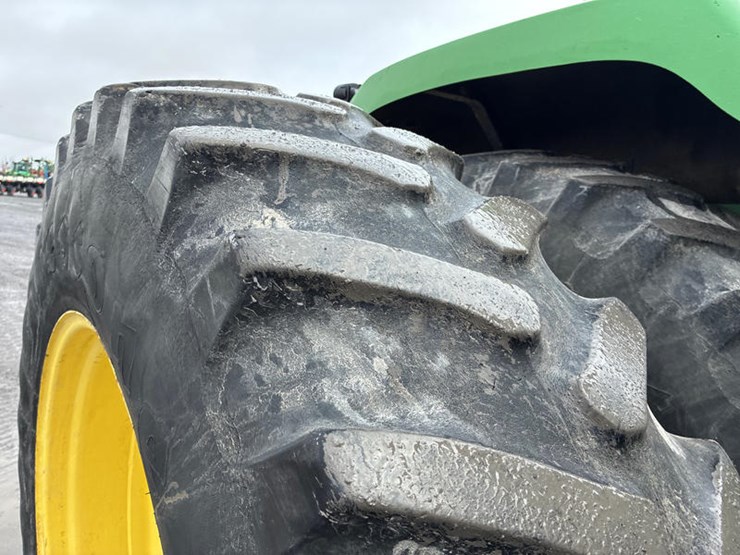 2000-john-deere-9100-image-45