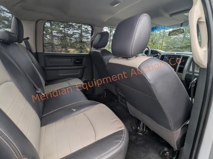 2011-dodge-ram-4500-image-26