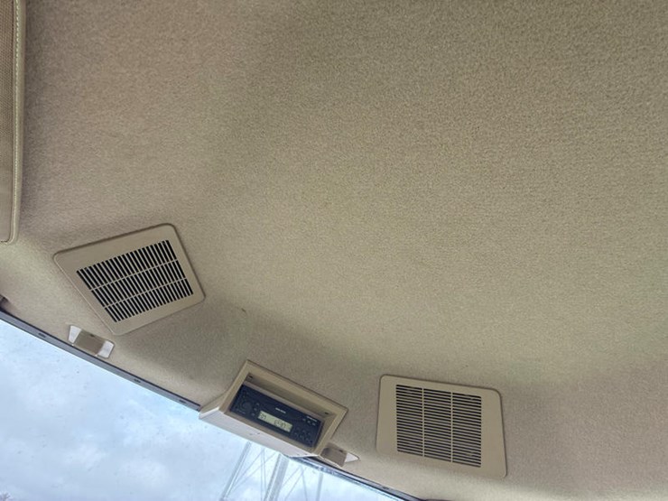 2000-john-deere-9100-image-64