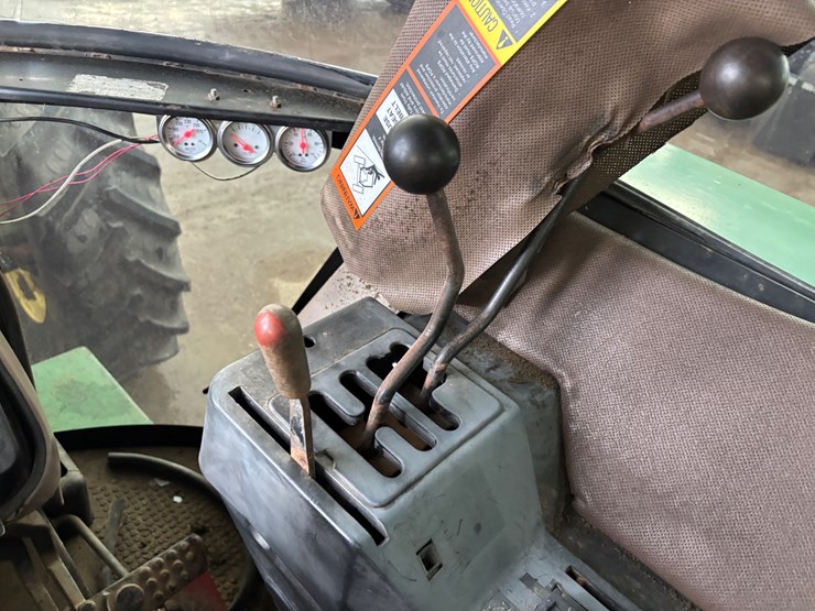 john-deere-3155-image-26