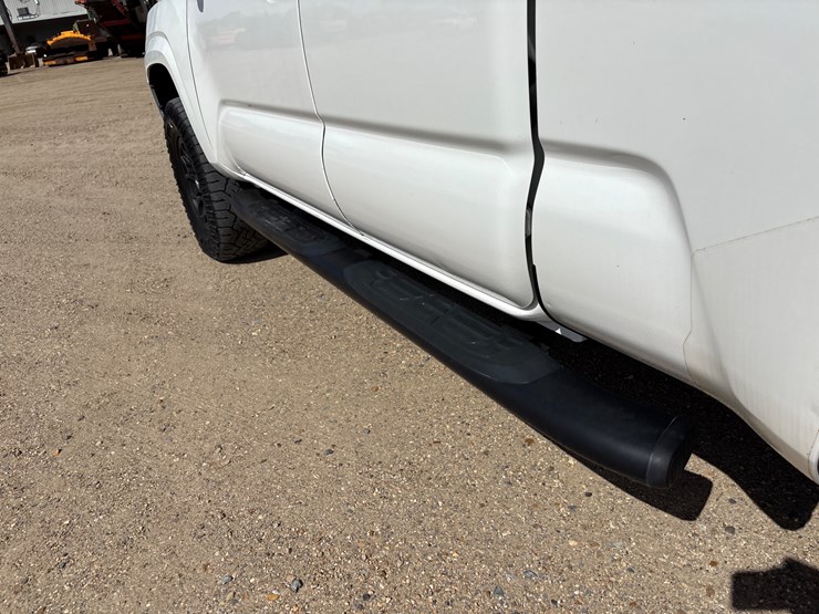 2022-toyota-tacoma-image-12